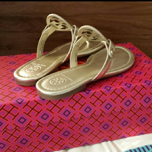 New Tory Burch Miller Sandals size 4 - Picture 2 of 5